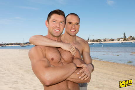 Frankie Valentine, bien bâti, et l