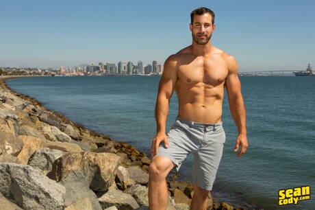 Hunky guy Jasper and husky guy Randy have a good anal sex outdoor