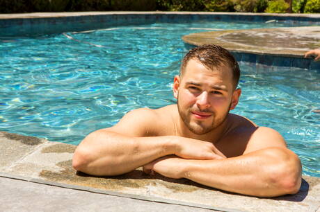 Stud Kellin and husky guy Chase fuck ass after sucking cock at the pool