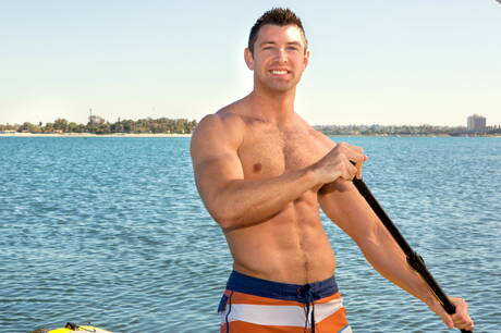 Hunk Shaw and muscular Cole have a hot sex in shower