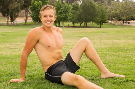 Strongman Joey and beefy Donny in hot anal sex outdoor