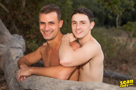 Deux mecs américains costauds Malcolm et l