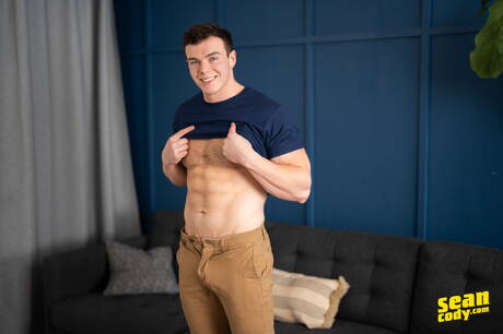 American muscular Clark Reid and strongman Kyle Denton fuck ass after sucking outdoor