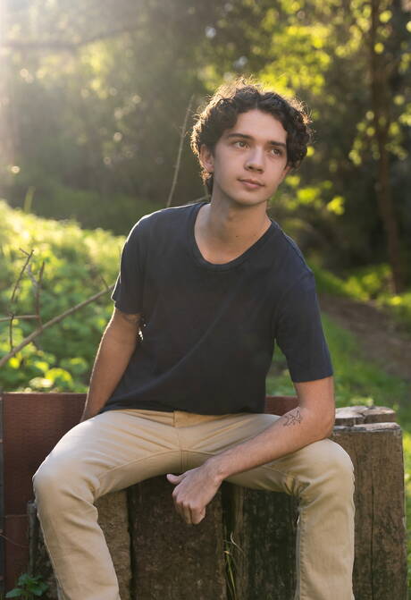 I bei ragazzi americani Trevor Brooks e il bel ragazzo Sam Ledger si sono scopati fuori