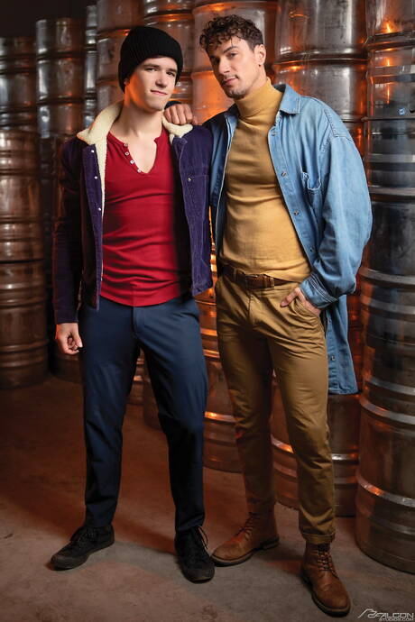 Canadian beefcake Skyy Knox and american young boy Maverick Sun have a hot couple sex