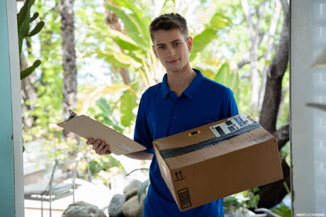 Pretty american boys beautiful boy Trevor Harris and muscular Derek Kage banged each other