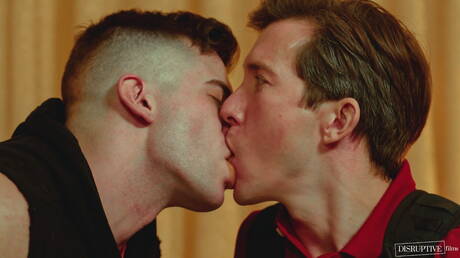 American stars beefcake Isaac Parker and superstud Trevor Brooks in hot ass bang