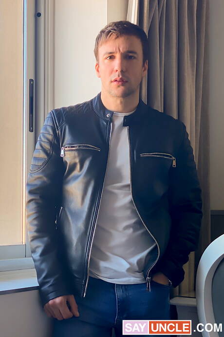 Sexy guy Jonas Matt and attractive dude Felipe have a hot sex