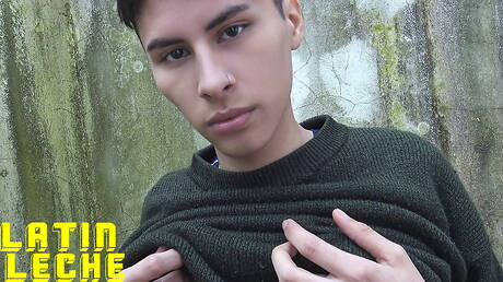 Der kräftige Lateinamerikaner Damon wird nach dem Blowjob gefickt