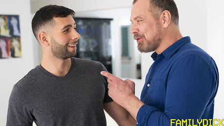 American strongman Max Sargent and hunk Argos love each other