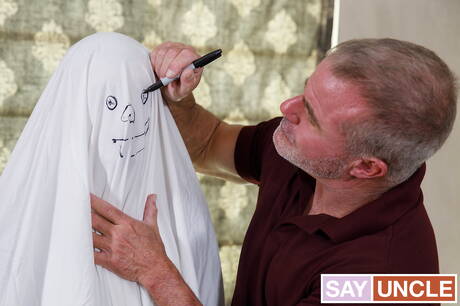 Die amerikanischen Stars Bear Dale Savage und Young Boy Josh Cannon ficken nach Blowjob in den Arsch