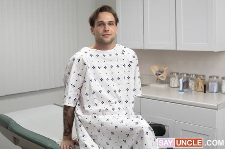 Doctor Tapes: Italian bear Marco Napoli and american strongman Trent Marx in hot ass bang