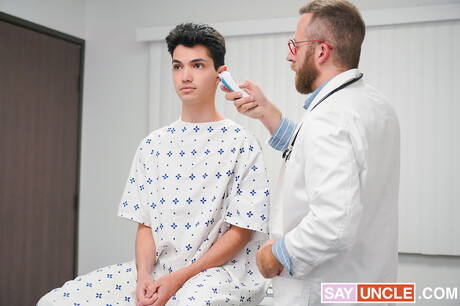 Nice american buddies gay bear Joel Someone and young James Manson banged each other