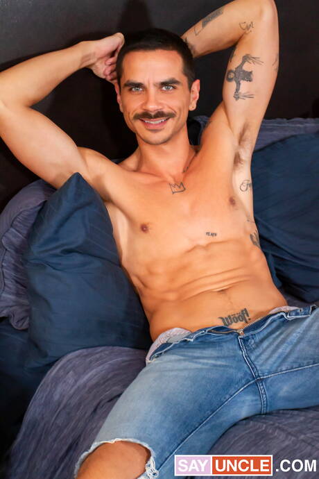 Geile jongens Jack Waters, Xtian Mingle en Jordi Massive hebben een trio-plezier