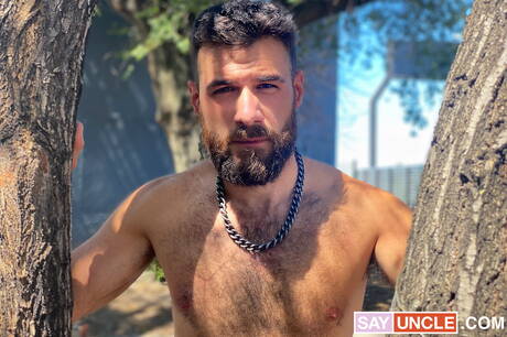 Pretty american boys husky guy Rodrigo El Santo and well-built Fer Froma love each other outdoor