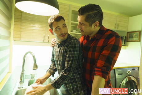 Latin superstud Rocky Vallarta and beefy Mateo Torres in hot homosexual scene