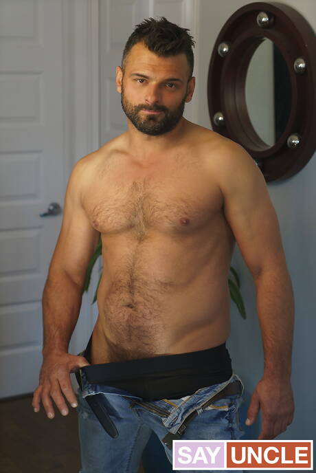 460px x 688px - Beard Gay Porn Pics