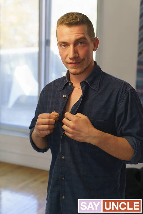 Dad Creep: Horny buddies William Moore, Trent King and Beau Reed in interracial groupsex