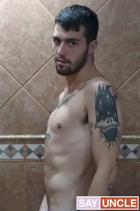 帥哥喬和帥哥安吉爾享受美妙的口交