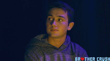 Le costaud Anderson Mason et le jeune américain Ashton Garner ont des relations sexuelles torrides à l