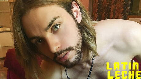 Tough guy Felix and well-built Homa in blowjob scene outdoor