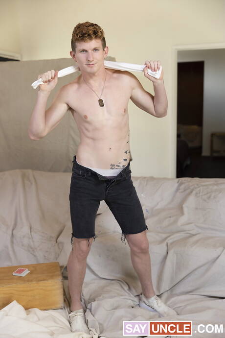 Bottom Games: American beefy Felix Fox and canadian hunk Max Lorde sucking and fucking each other