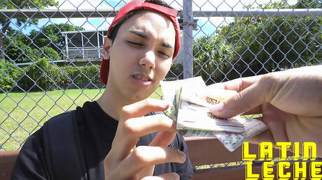 American otter Dante Drackis and muscular Dani Rios in hot anal sex outdoor