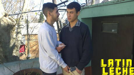 Hunky guy Nicolas and husky guy Bruno have a hot sex outdoor