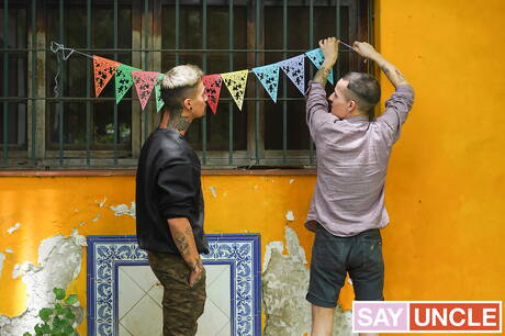 Muscular Dave and argentinian muscular Kendro have a hot sex