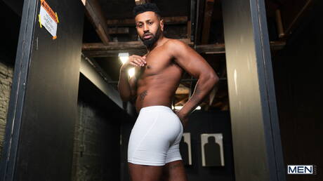 Men.com: Sexy boys Trent King, Malik Delgaty and Braxton Cruz in hot interracial threesome anal sex