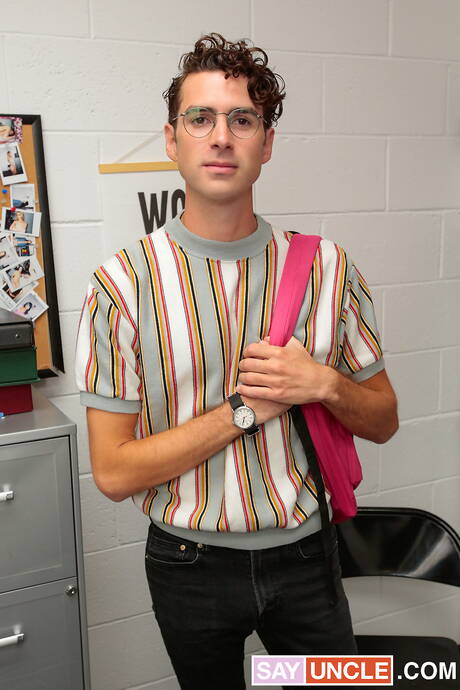 Zwei amerikanische Typen, der schöne Mark Something und der junge Cole Church, haben heißen Analsex