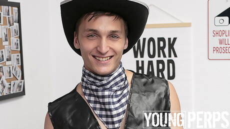 Shameless guys Harlen Quindel, Jj Knight and Bill Farnsworth in threesome fuck scene