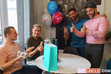 Twink Trade: Mateo Zagal, Teddy, William, Mateo Torres in groupsex scene