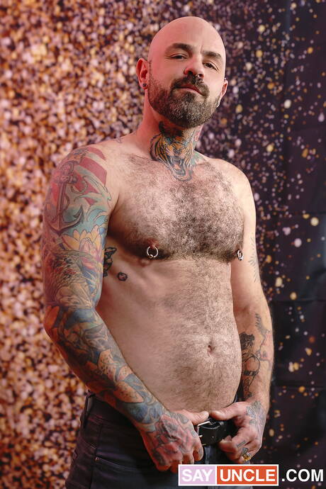 Twink Trade: Ryan Jacobs, William, Gabriel, Rogue in hot groupsex