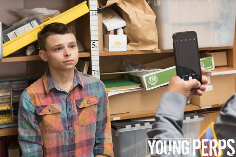 Hot american guys beautiful boy Austin Xanders and hairy bear Vinnie Stefano banged each other