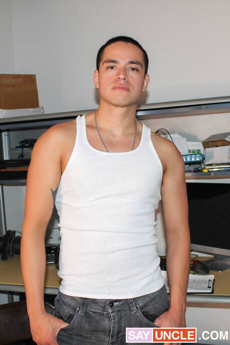 ドノバン・コックス、ジェレマイア・クルーズ、ニコ、タイ・ロデリックの熱いセックス