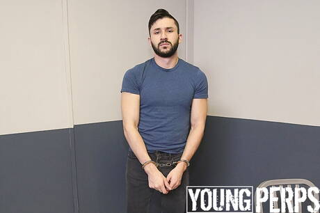 Young Perps: Pretty american boys well-built Leo Silva and tough guy Scott Demarco have anal sex