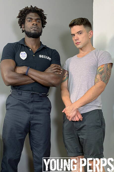 Hot american dudes well-built Devin Trez and husky guy Dakota Payne fuck ass after interracial blowjob