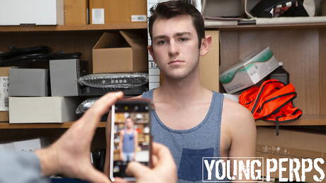 Young Perps: Nice american guys husky guy Pierce Paris and twink Brayden Wolf in hot ass fuck action