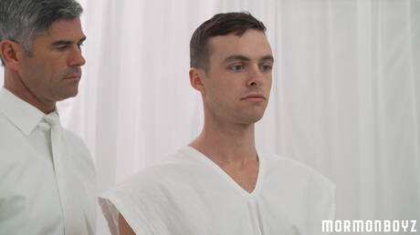 Pretty american boys superstud Brandon Moore and muscular President Oaks have a good oral sex