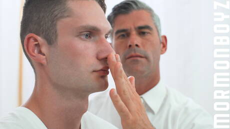 Superstud Elder Dobrovnik and beefcake President Oaks have a good anal sex