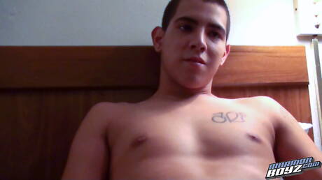 Beefy Elder Jackson jerk off his cock