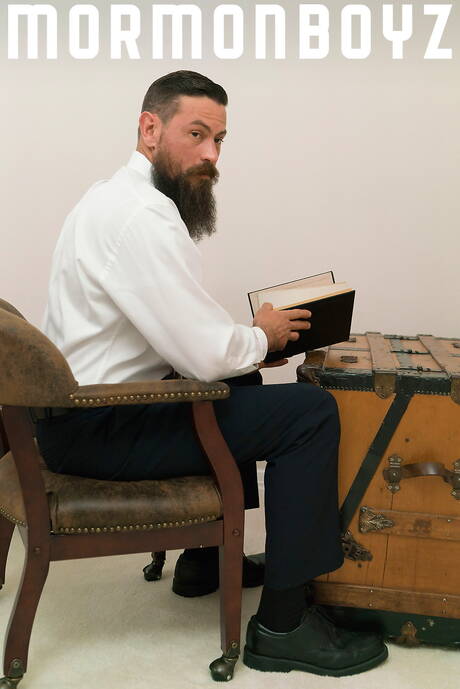 Hot american guys strongman Dante Colle and young Britain Westbury shows a beautiful body