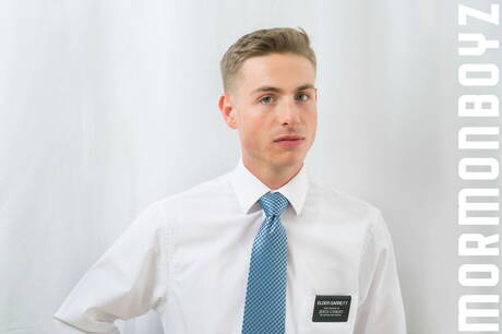 La pornostar americana Britain Westbury e il duro presidente Oaks fanno sesso bollente