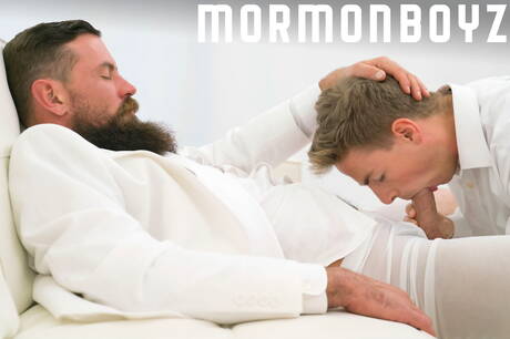 Two american boys twink Britain Westbury and beautiful boy Austin Xanders make a love