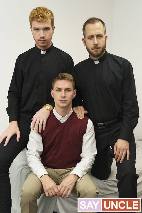 Yes Father: Sexy guys Joel Someone, Zak Bishop and Dacotah Red in hard threesome sex