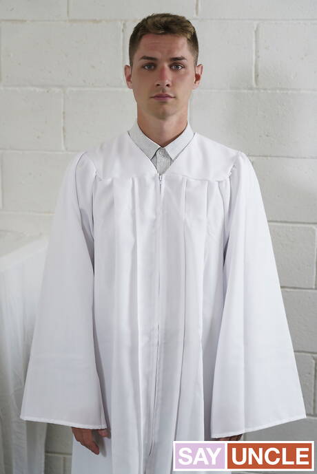 有名なアメリカ人、熟した熊のジョエル・サムワンとかわいい男の子のザック・ビショップが良いセックスをする