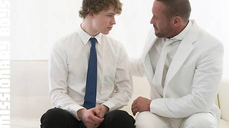 Famous americans, strongman Myles Landon and young dude Mel Grey have a hot sex