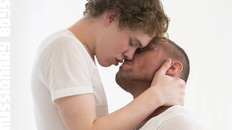 Famous americans, strongman Myles Landon and young dude Mel Grey have a hot sex