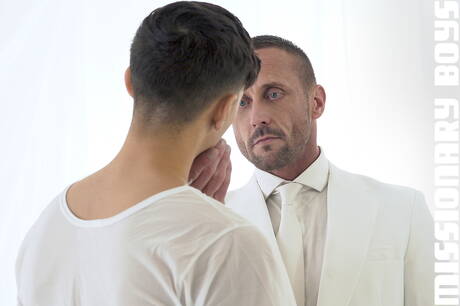 American pornstars young dude Alex Riley and husky guy Myles Landon in cock sucking scene